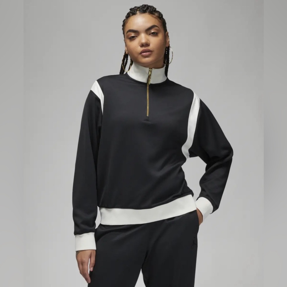 NWOT Nike JORDAN W (HER)ITAGE SUIT TOP BLACK AND WHITE MEDIUM